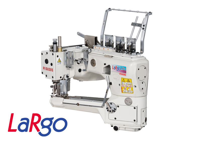 FS700P-A ：Equipped with a right and left independent differential feed adjustment mechanism, Oil Barrier type, 4-needle, feed-off-the-arm, interlock stitch machines for flat seaming