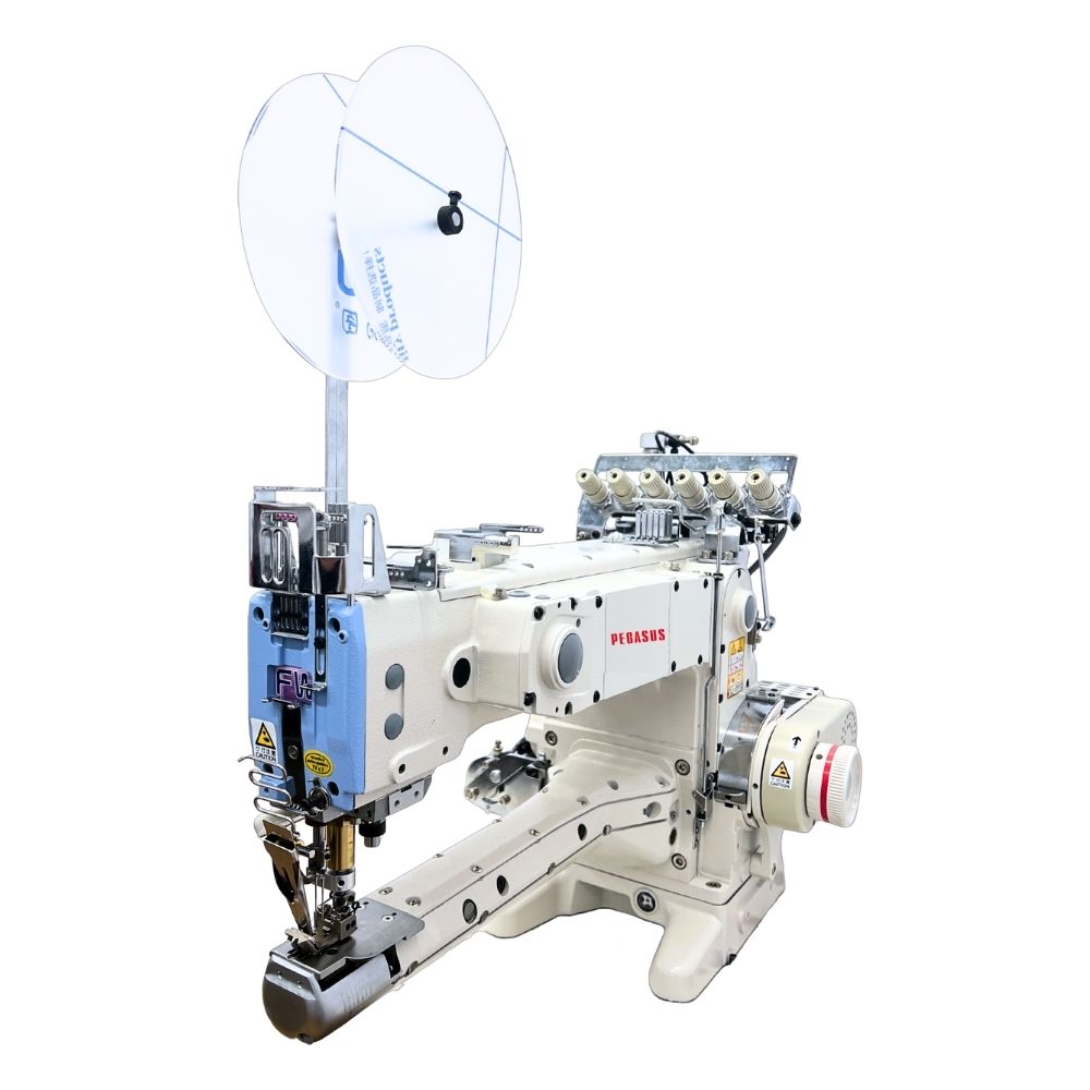 FW704 ：加带用纵筒型偏平缝绷缝机